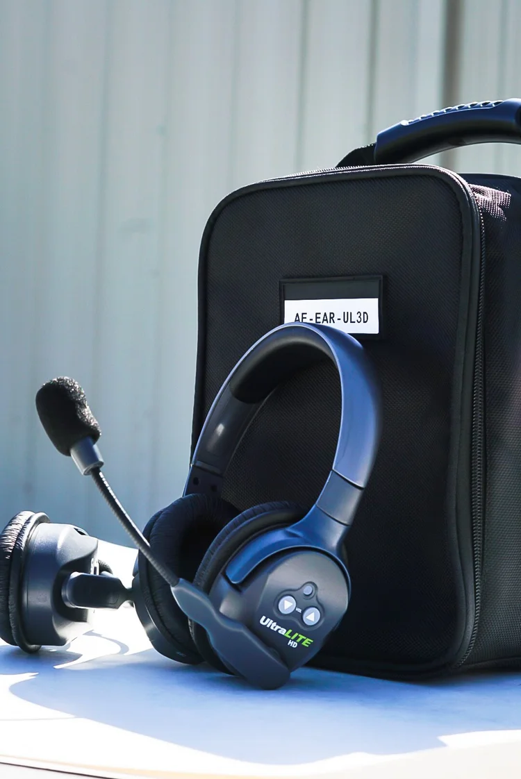 Eartec UltraLITE Wireless Headset Kit / AE-EAR-UL3D — AirElectric Inc